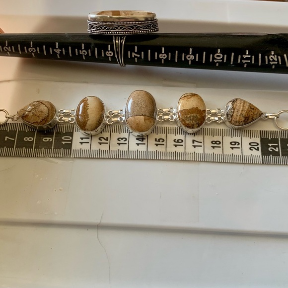 Sold out - Picture 7 of 12